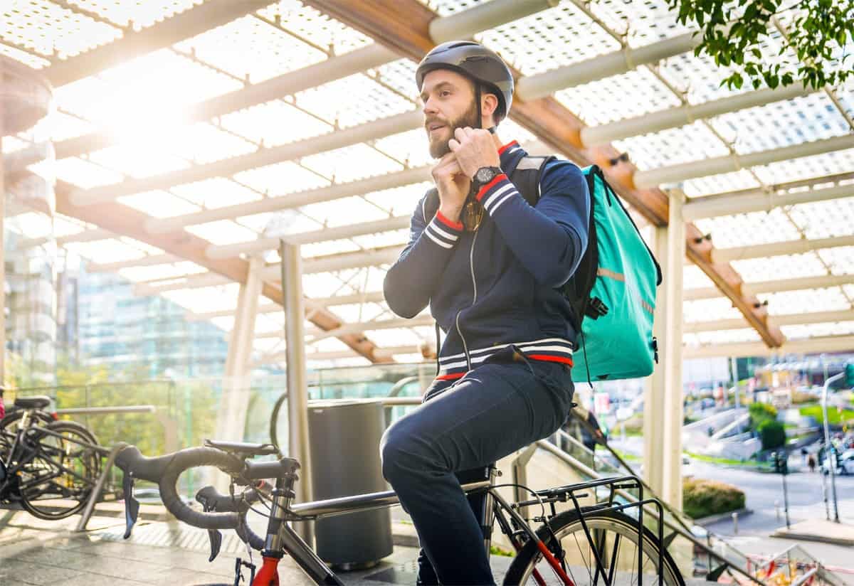 wie lange hält ein fahrradhelm