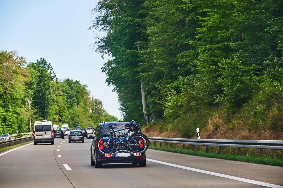 wie schnell darf man mit fahrradträger fahren