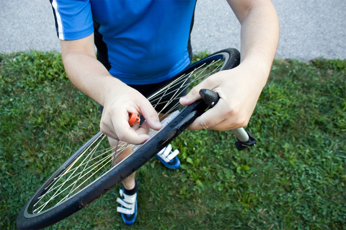 Rennradreifen aufpumpen